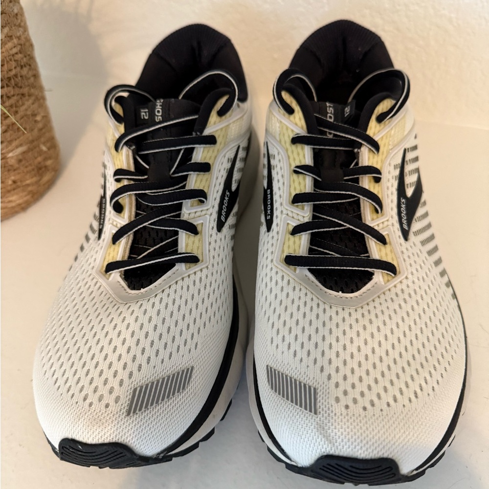 Brooks Ghost 12 Running Shoes | Men’s | Size 10
